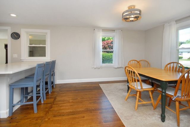 805 Old Connecticut Path, Framingham, MA 01701
