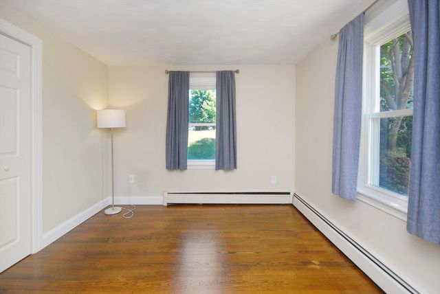 805 Old Connecticut Path, Framingham, MA 01701