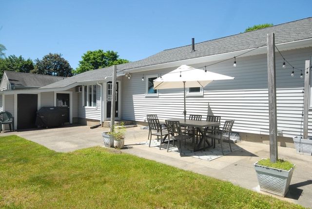 805 Old Connecticut Path, Framingham, MA 01701