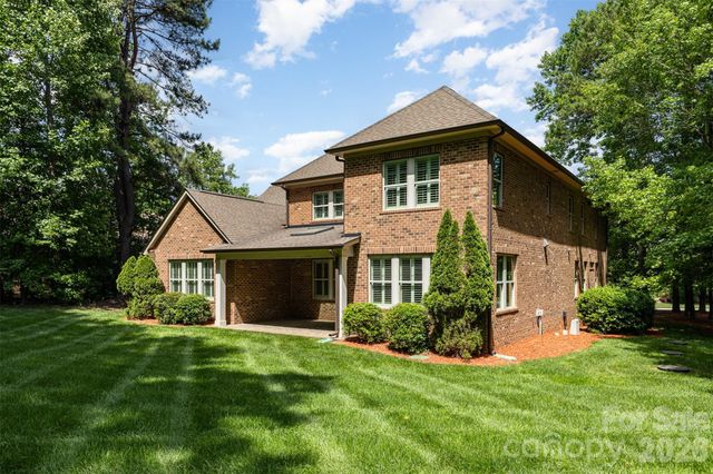 13620 Castleford Drive, Mint Hill, NC 28227