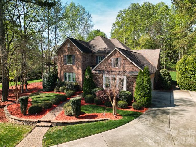 13620 Castleford Drive, Mint Hill, NC 28227