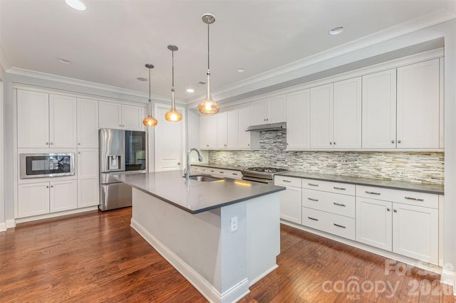 13620 Castleford Drive, Mint Hill, NC 28227
