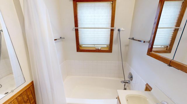 1204 Willmar Avenue SW, Willmar, MN 56201