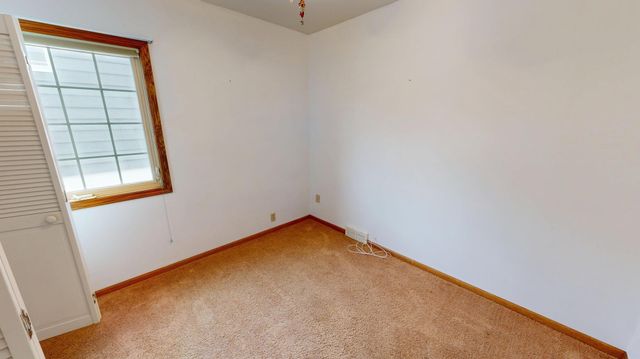 1204 Willmar Avenue SW, Willmar, MN 56201