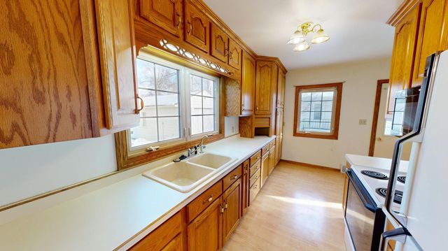 1204 Willmar Avenue SW, Willmar, MN 56201