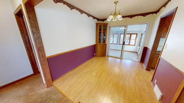 1204 Willmar Avenue SW, Willmar, MN 56201