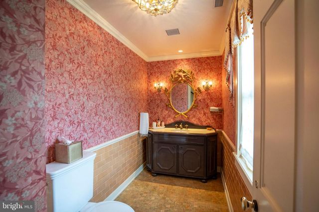 9981 DOUGLAS RD, Red Lion, PA 17356