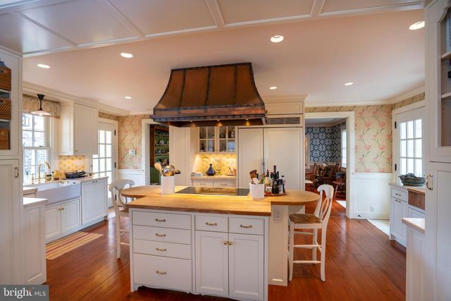 9981 DOUGLAS RD, Red Lion, PA 17356