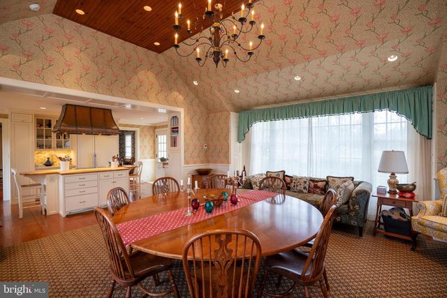 9981 DOUGLAS RD, Red Lion, PA 17356