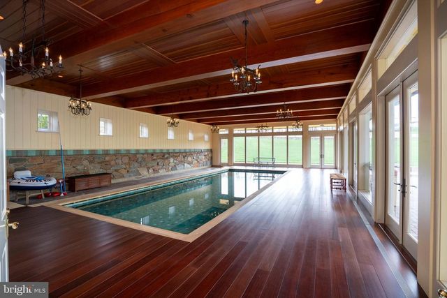 9981 DOUGLAS RD, Red Lion, PA 17356