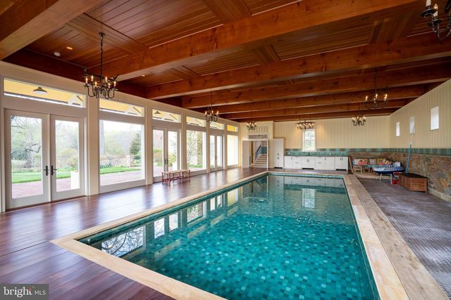 9981 DOUGLAS RD, Red Lion, PA 17356