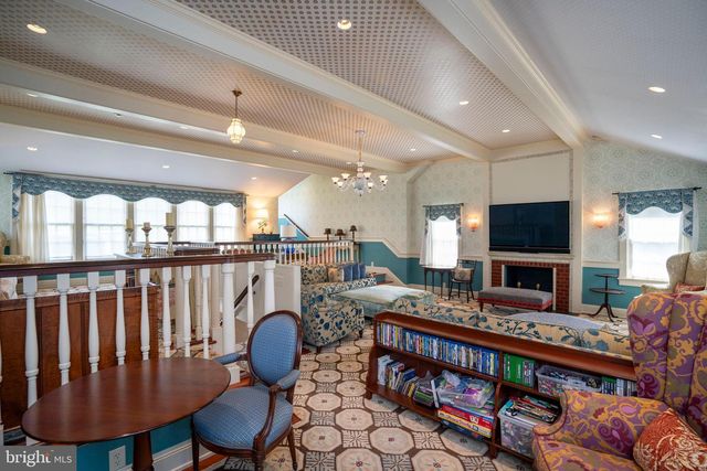 9981 DOUGLAS RD, Red Lion, PA 17356