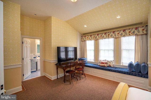 9981 DOUGLAS RD, Red Lion, PA 17356