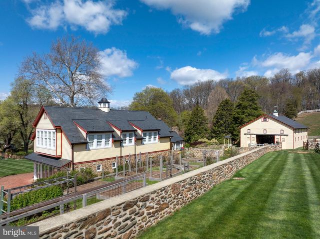 9981 DOUGLAS RD, Red Lion, PA 17356