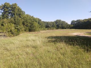 1215 Wood Lane, Arlington, TX 76001