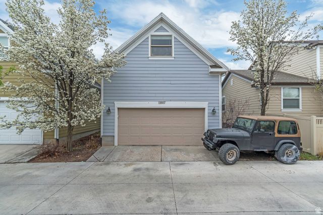 11607 S GRANDVILLE AVE, South Jordan, UT 84009