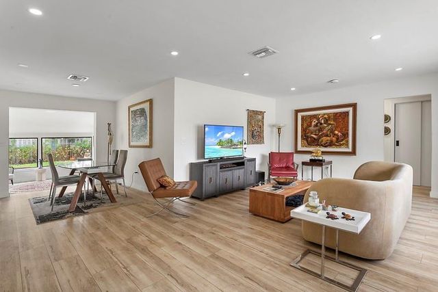 1411 NE 41st Street, Oakland Park, FL 33334