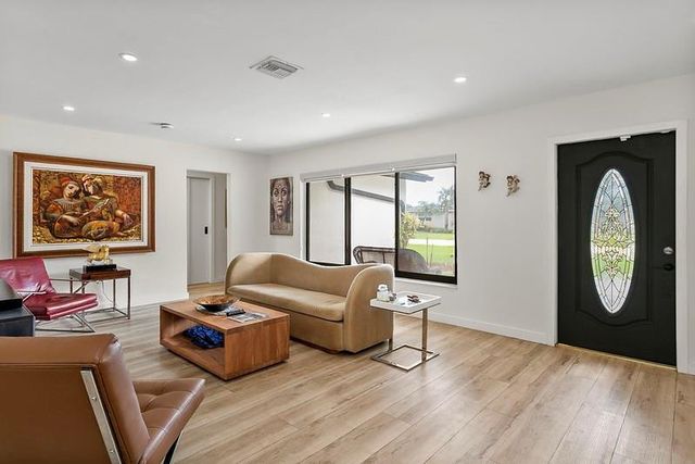 1411 NE 41st Street, Oakland Park, FL 33334