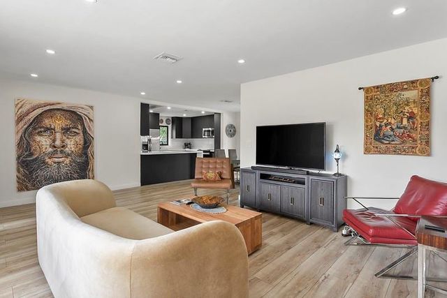 1411 NE 41st Street, Oakland Park, FL 33334