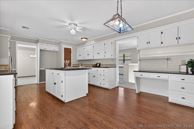 1419 SE OAKDALE Drive, Bartlesville, OK 74006