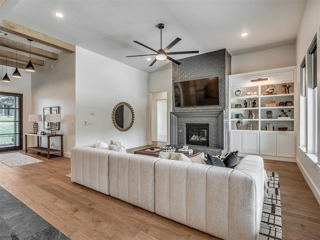 380 Old Creek Road, Edmond, OK 73034