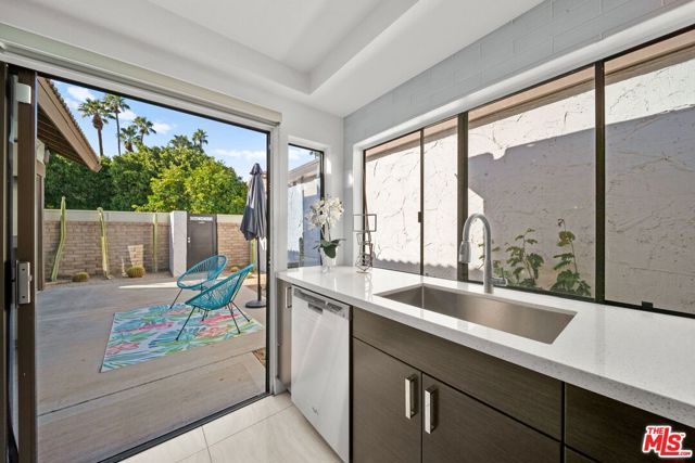 2480 S Linden Way F, Palm Springs, CA 92264