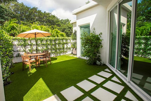 126 Sunset Cove Lane, Palm Beach Gardens, FL 33418