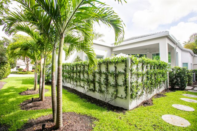 126 Sunset Cove Lane, Palm Beach Gardens, FL 33418