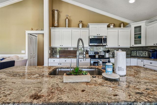 612 FERN STREET, Anna Maria, FL 34216