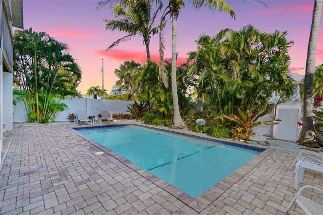 612 FERN STREET, Anna Maria, FL 34216