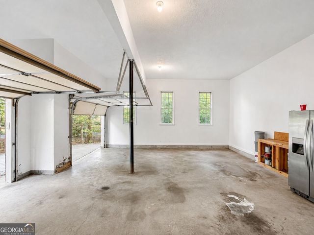 401 Sturdivant Court, Peachtree City, GA 30269
