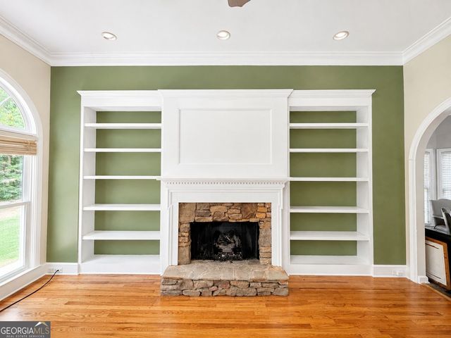 401 Sturdivant Court, Peachtree City, GA 30269