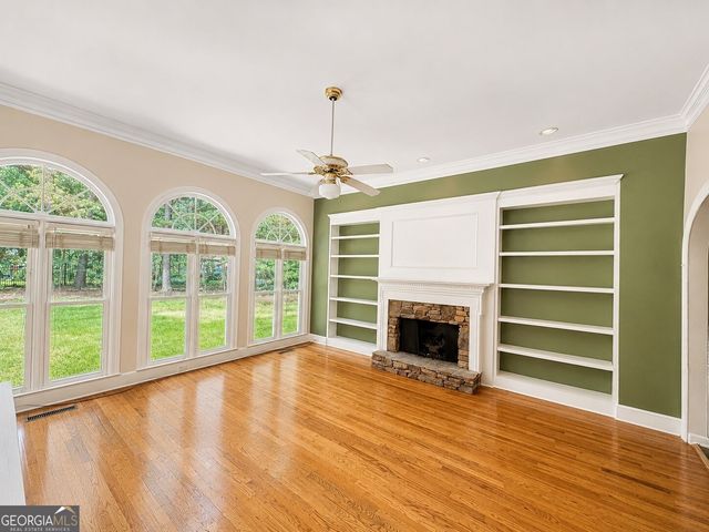 401 Sturdivant Court, Peachtree City, GA 30269