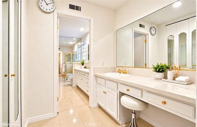 3561 Venture Drive, Huntington Beach, CA 92649