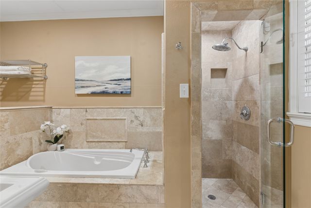 6417 Lakeshore Drive, Dallas, TX 75214