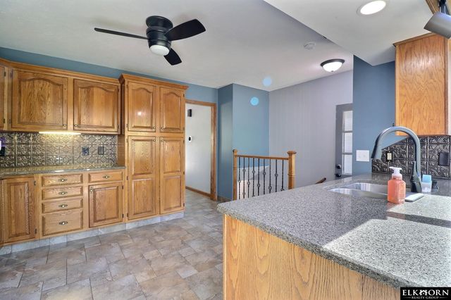 9617 Ruggles Street, Omaha, NE 68134