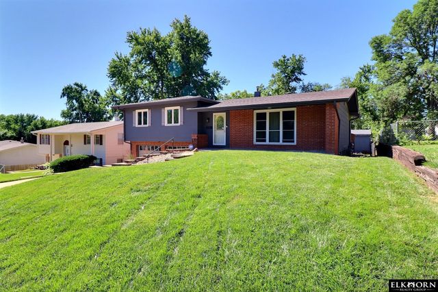 9617 Ruggles Street, Omaha, NE 68134