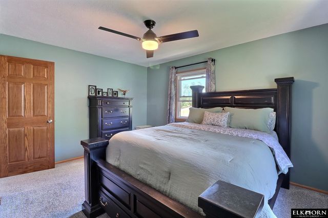 9617 Ruggles Street, Omaha, NE 68134