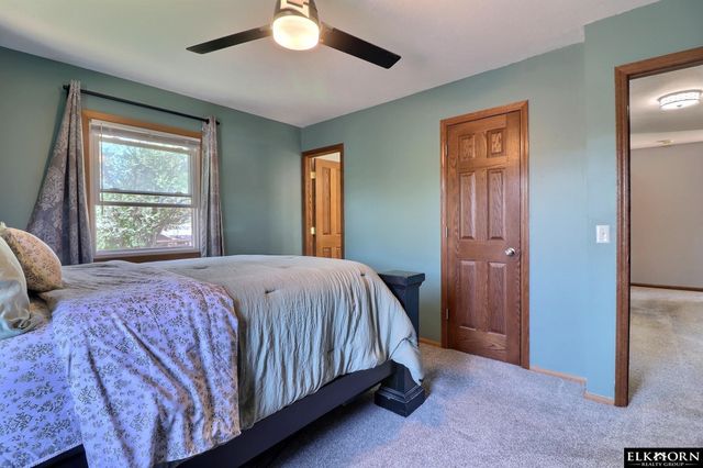 9617 Ruggles Street, Omaha, NE 68134