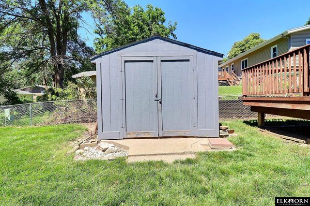 9617 Ruggles Street, Omaha, NE 68134