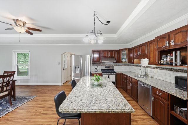 194 Old Coach Road, Nicholasville, KY 40356