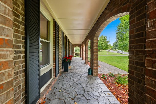 194 Old Coach Road, Nicholasville, KY 40356