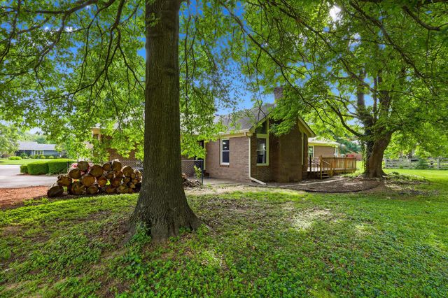 194 Old Coach Road, Nicholasville, KY 40356