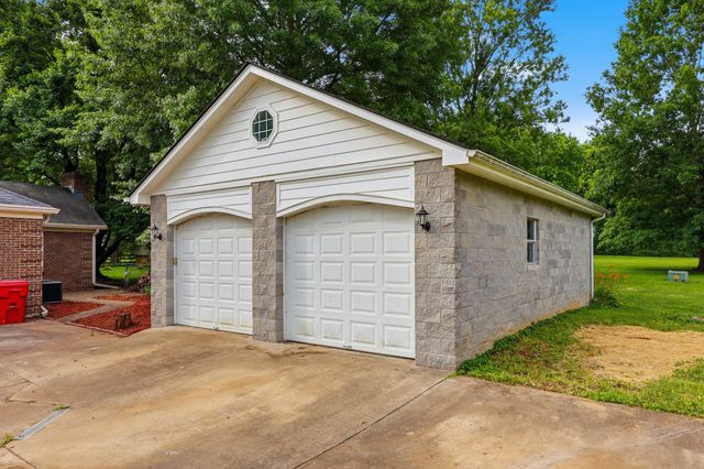 194 Old Coach Road, Nicholasville, KY 40356