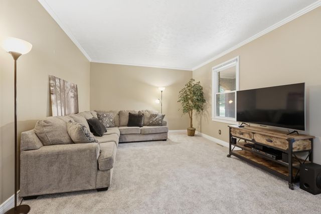194 Old Coach Road, Nicholasville, KY 40356