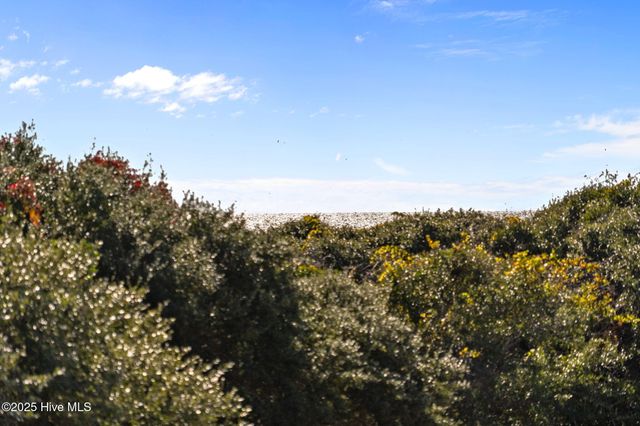 27 Foxfire Trace, Oak Island, NC 28465