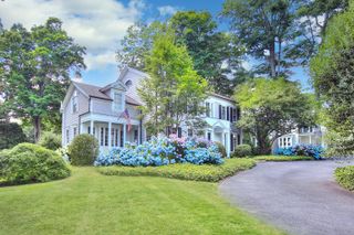 2683 Bronson Road, Fairfield, CT 06824