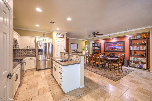 2699 Ivoryhill Street, Las Vegas, NV 89135