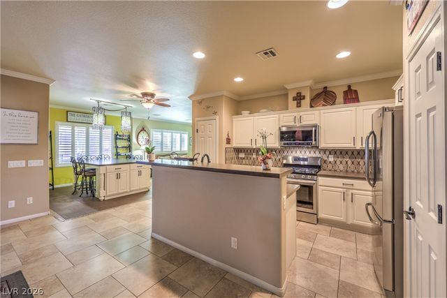 2699 Ivoryhill Street, Las Vegas, NV 89135