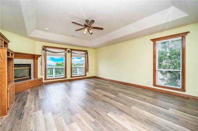 17 La Costa Drive, Holiday Island, AR 72631